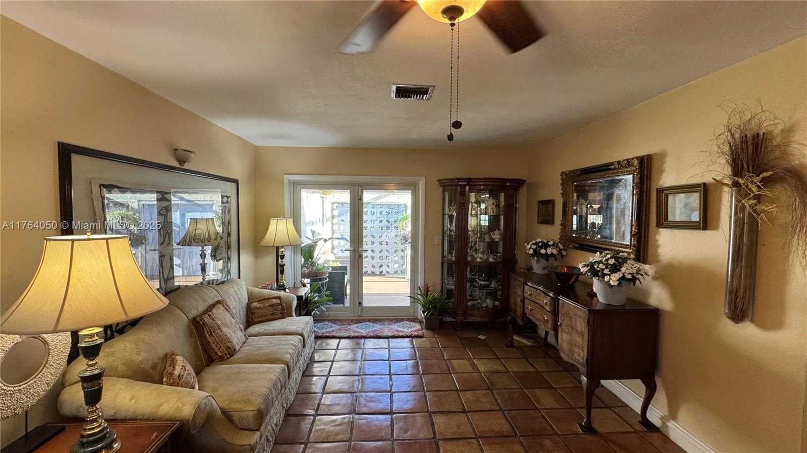 Small Image of 8720 SOUTH WEST 192ND TER, Cutler Bay Number 16