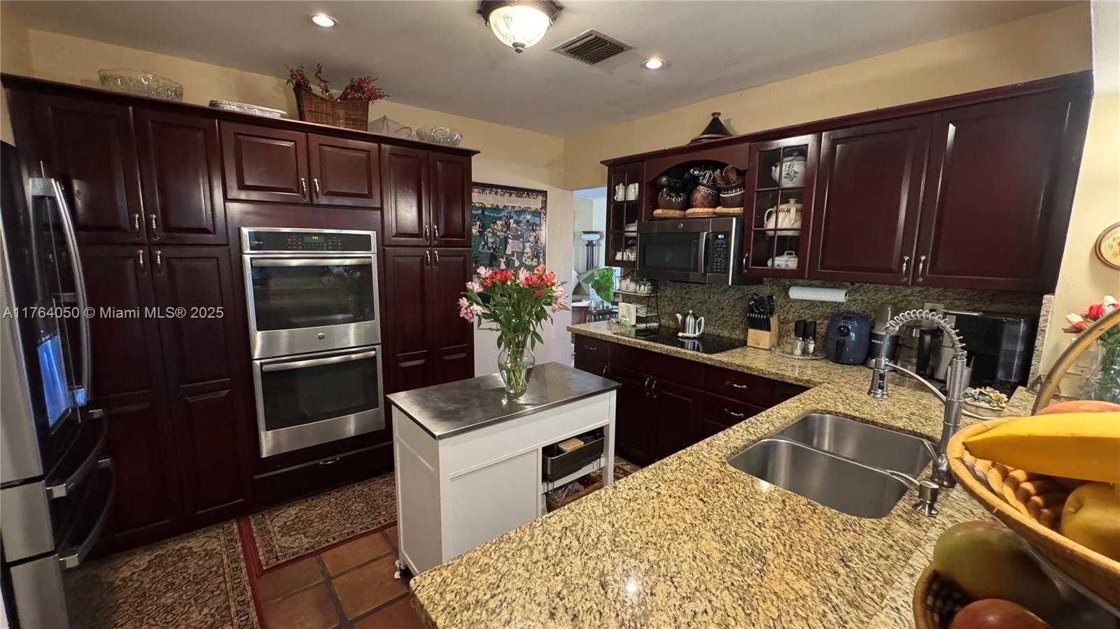 Small Image of 8720 SOUTH WEST 192ND TER, Cutler Bay Number 27
