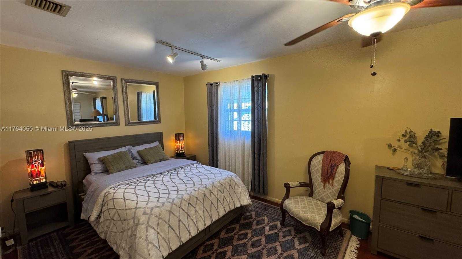 Small Image of 8720 SOUTH WEST 192ND TER, Cutler Bay Number 58