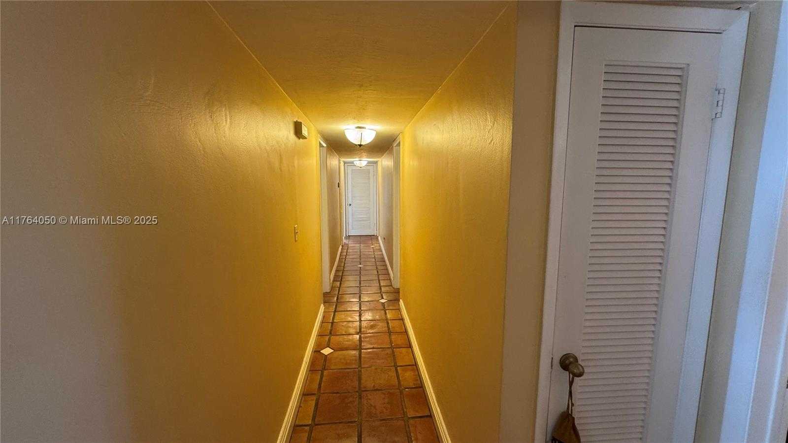 Small Image of 8720 SOUTH WEST 192ND TER, Cutler Bay Number 85