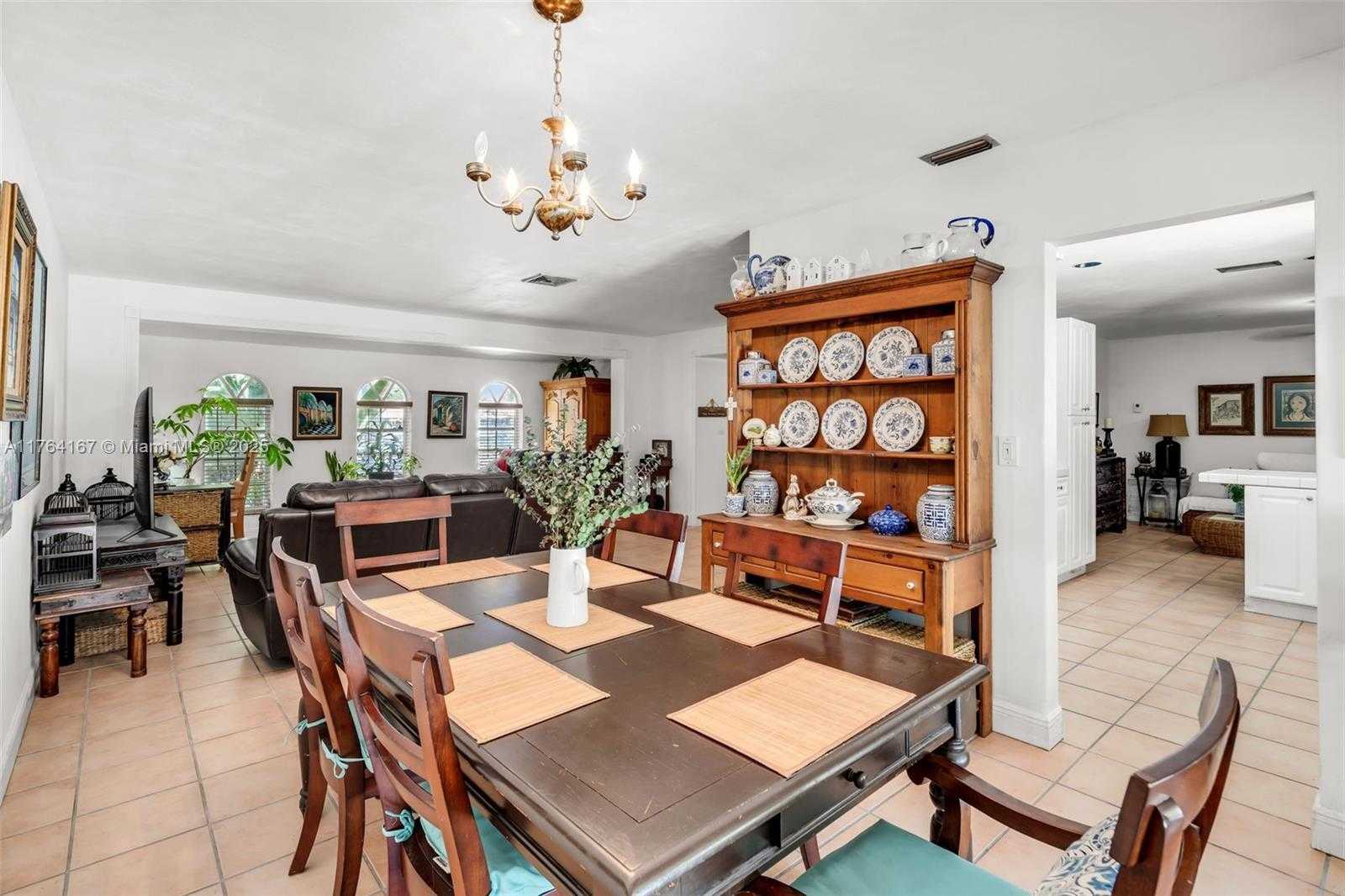 Small Image of 14841 DADE PINE AVE, Miami Lakes Number 13