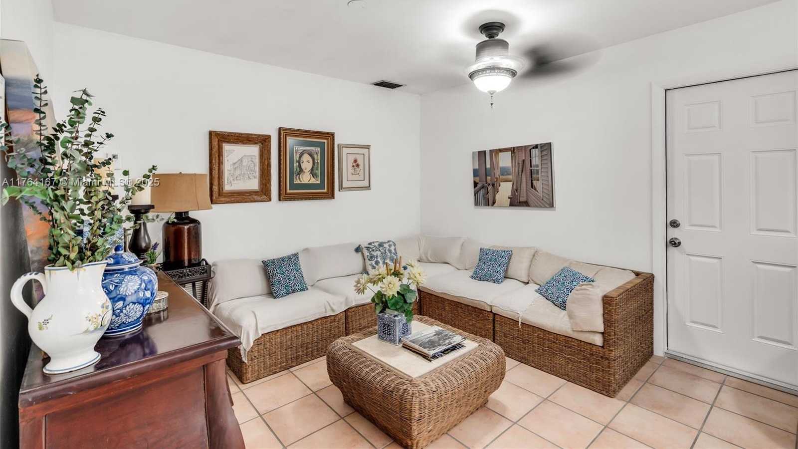 Small Image of 14841 DADE PINE AVE, Miami Lakes Number 16