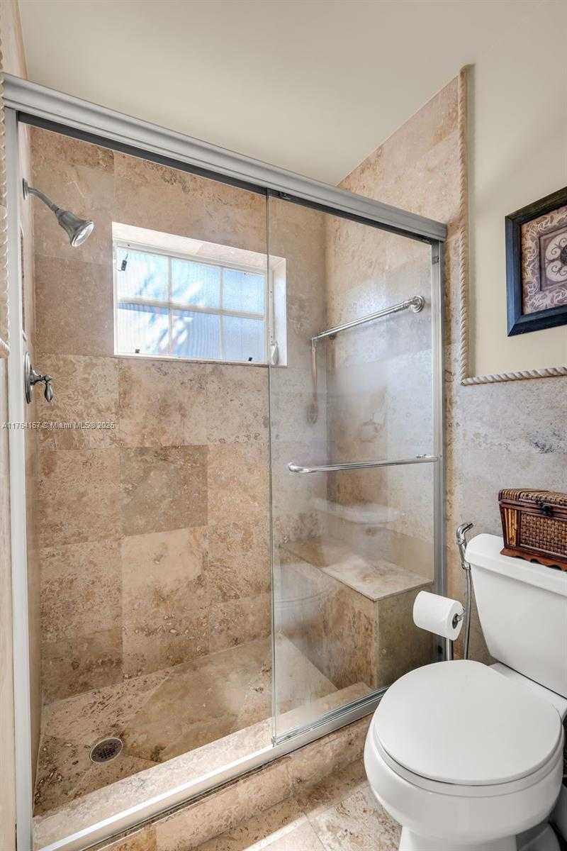 Small Image of 14841 DADE PINE AVE, Miami Lakes Number 31