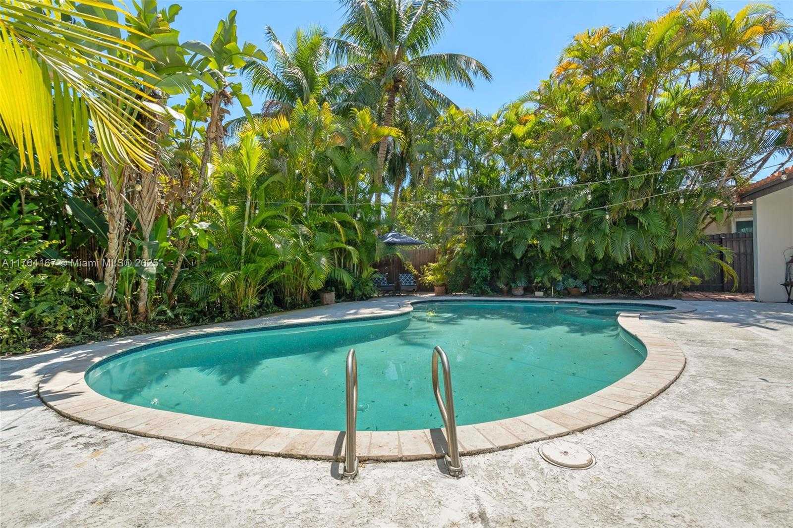 Small Image of 14841 DADE PINE AVE, Miami Lakes Number 40