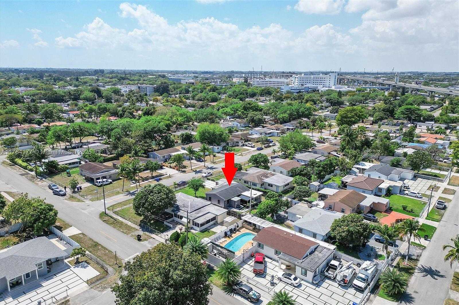 Small Image of 85 NORTH EAST 171ST TER, North Miami Beach Number 38