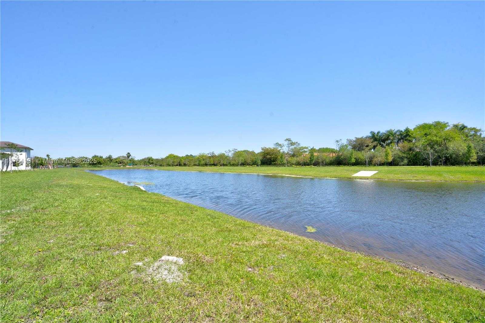 Small Image of 4390 SW 122nd Terrace, Davie, FL 33330, USA Number 17