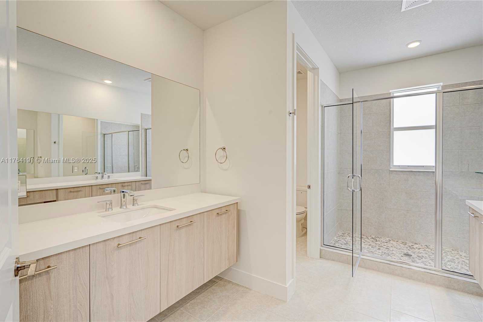 Small Image of 4390 SW 122nd Terrace, Davie, FL 33330, USA Number 62