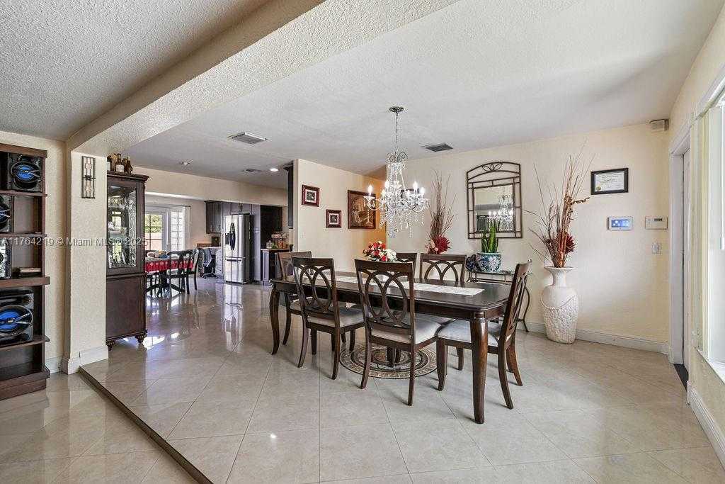 Small Image of 665 NORTH WEST 19TH ST, Pompano Beach Number 18