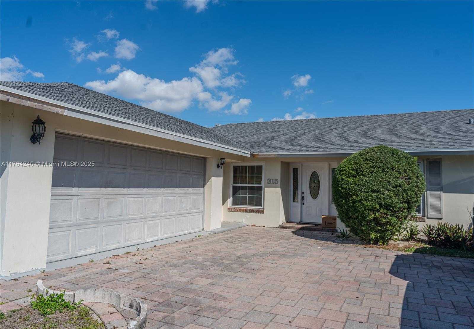 Small Image of 315 SOUTH WEST 12TH AVE, Boynton Beach Number 2
