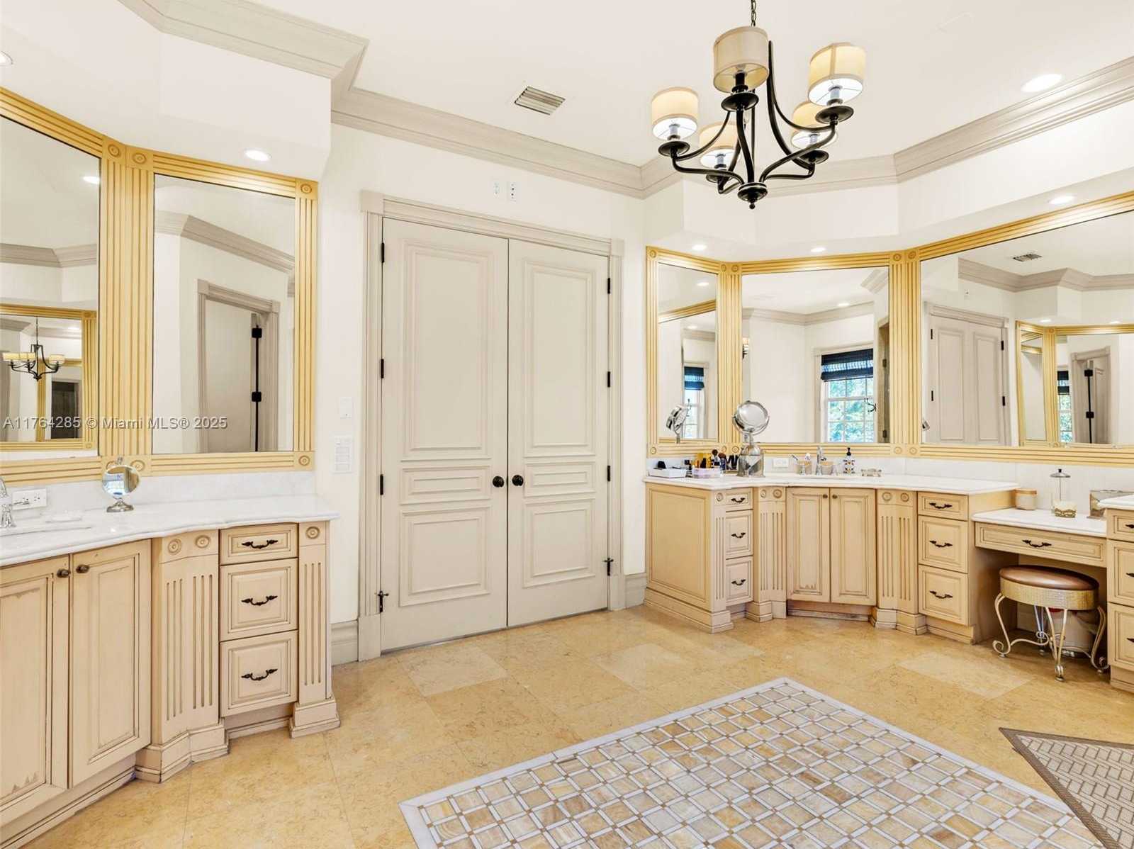 Small Image of 9076 SOUTH WEST 59TH CT, Pinecrest Number 37