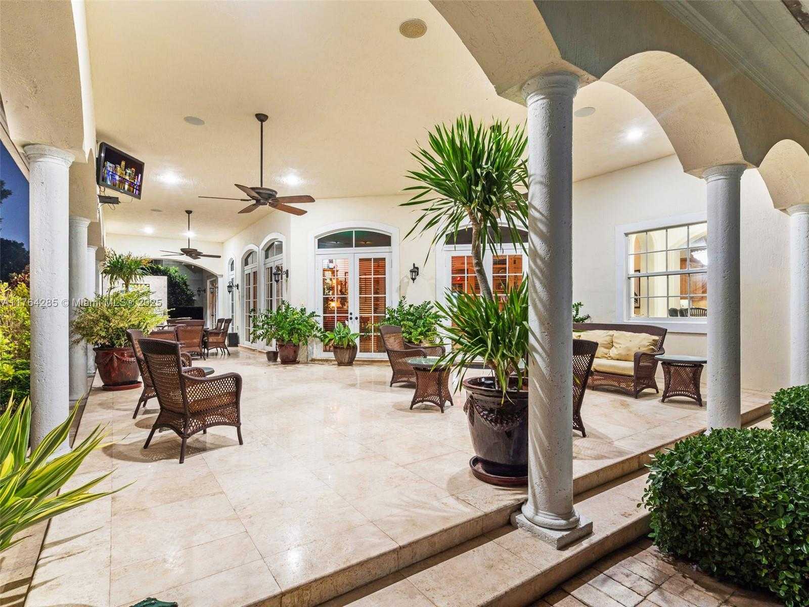 Small Image of 9076 SOUTH WEST 59TH CT, Pinecrest Number 49