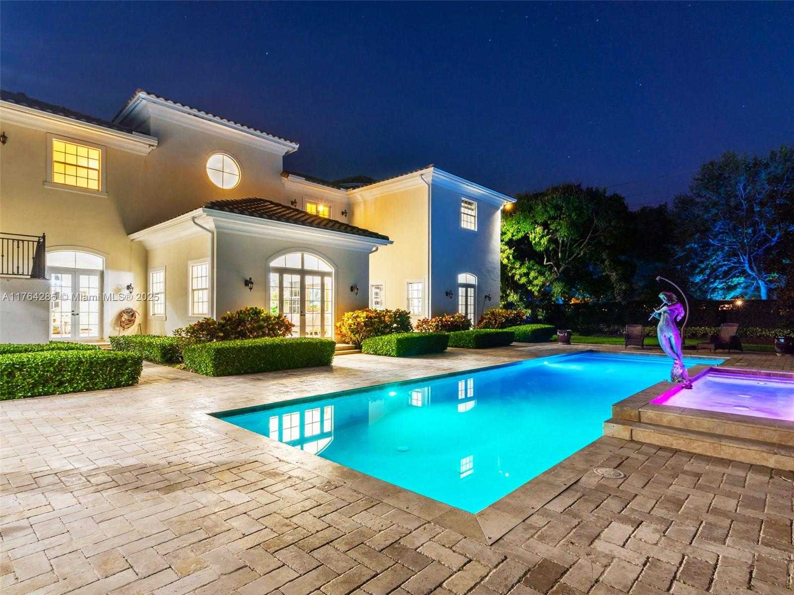 Small Image of 9076 SOUTH WEST 59TH CT, Pinecrest Number 57