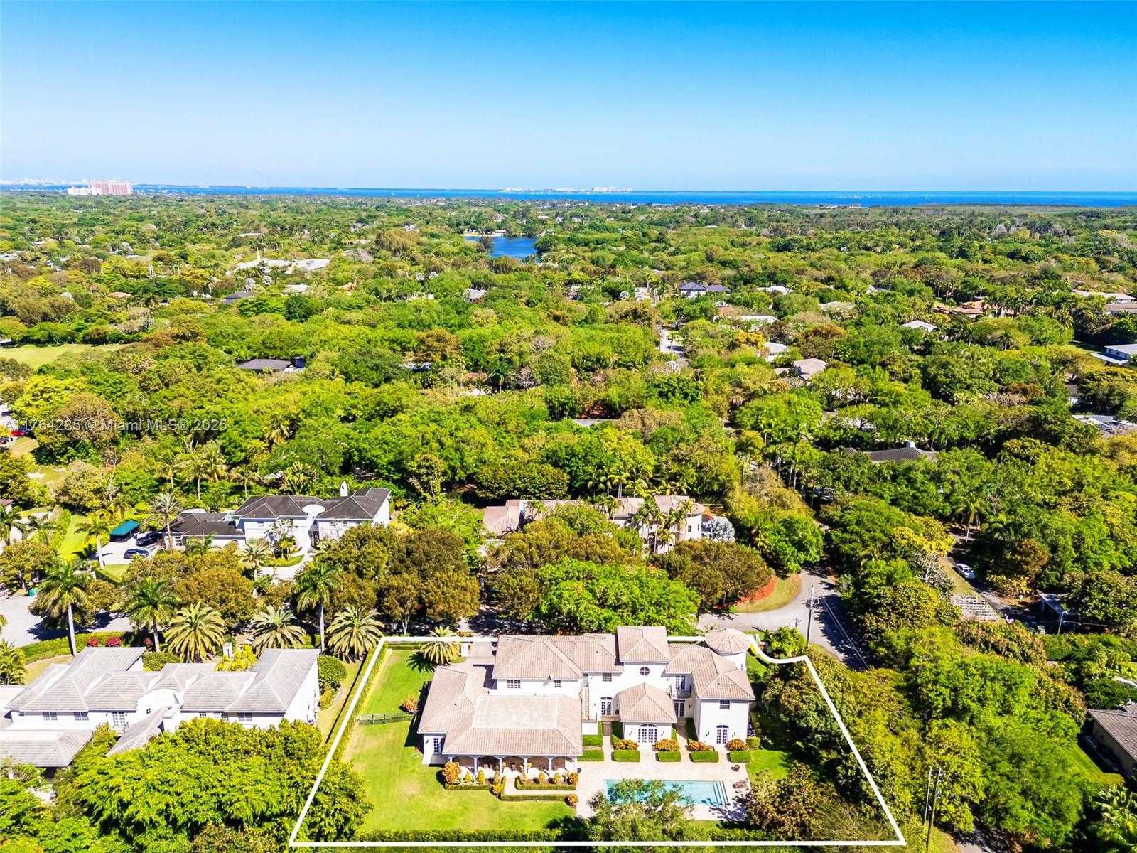 Small Image of 9076 SOUTH WEST 59TH CT, Pinecrest Number 60