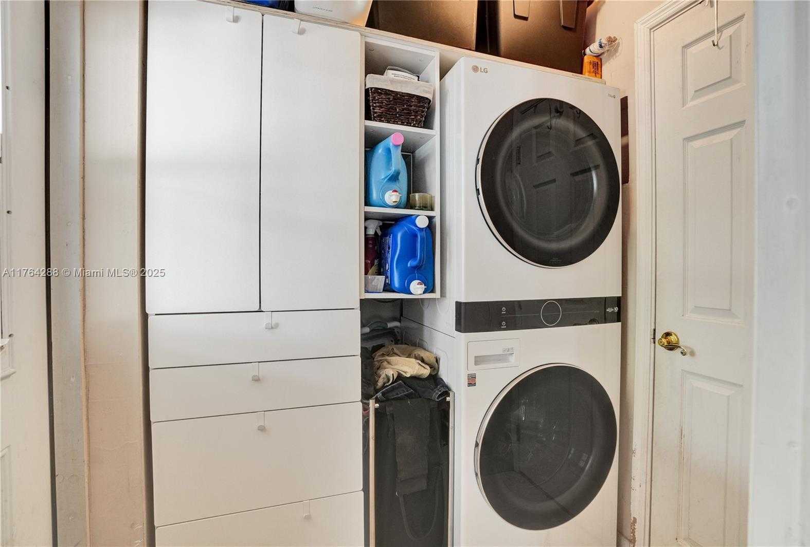 Small Image of 7825 NORTH WEST 174TH ST, Hialeah Number 20