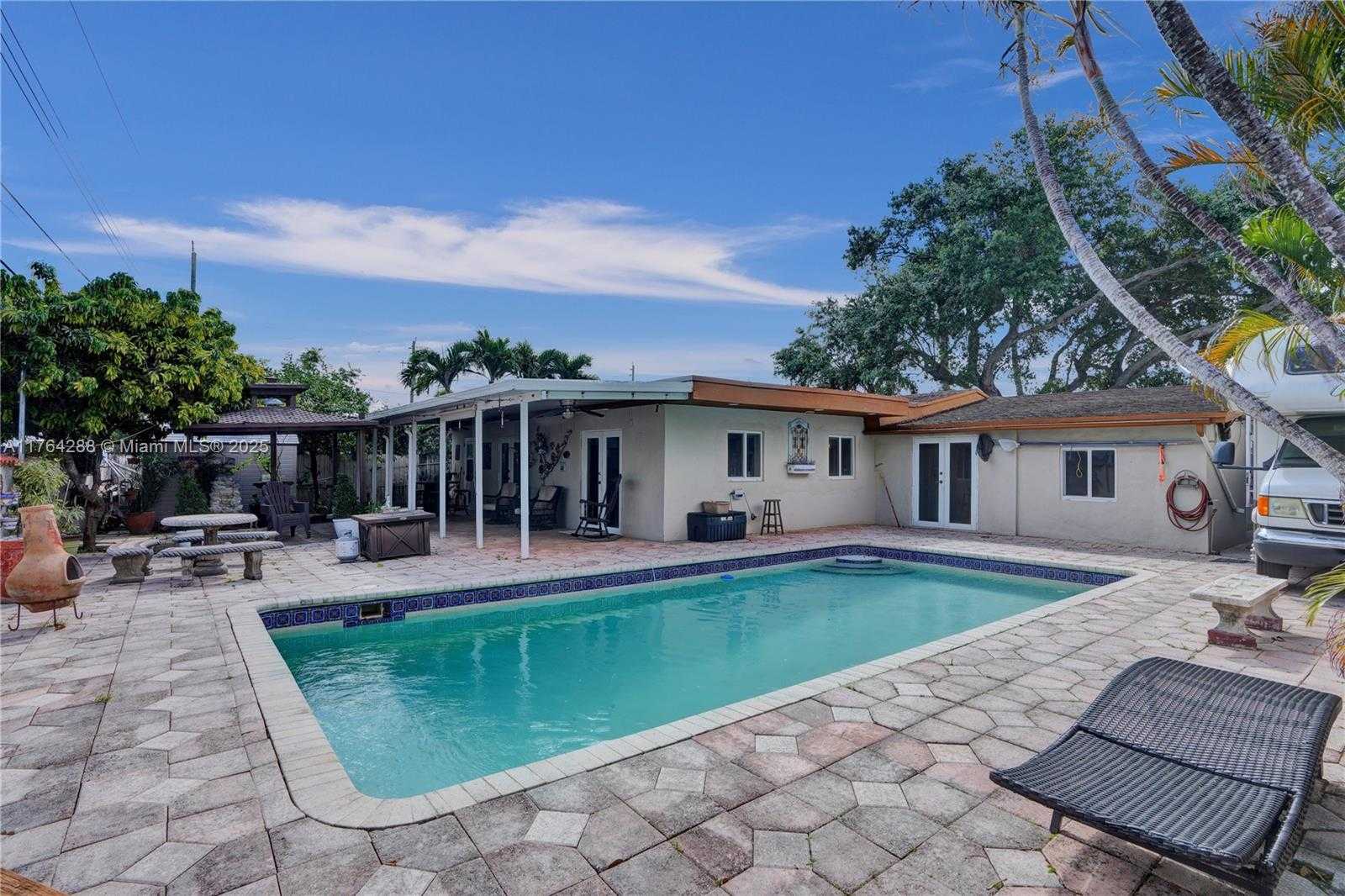 Small Image of 7825 NORTH WEST 174TH ST, Hialeah Number 22