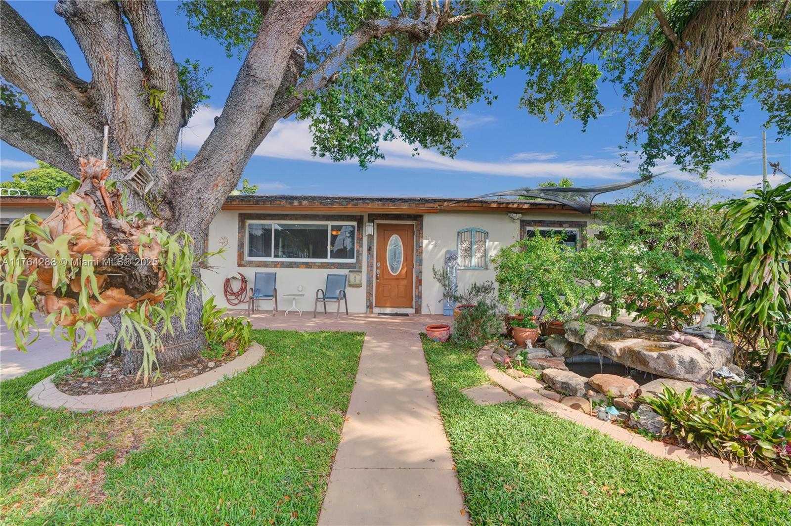 Small Image of 7825 NORTH WEST 174TH ST, Hialeah Number 29