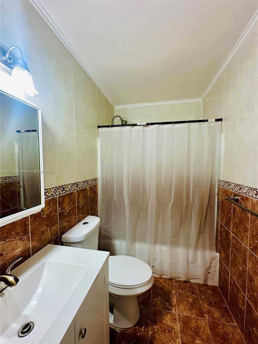 Small Image of 1441 NORTH 72ND AVE, Hollywood Number 8