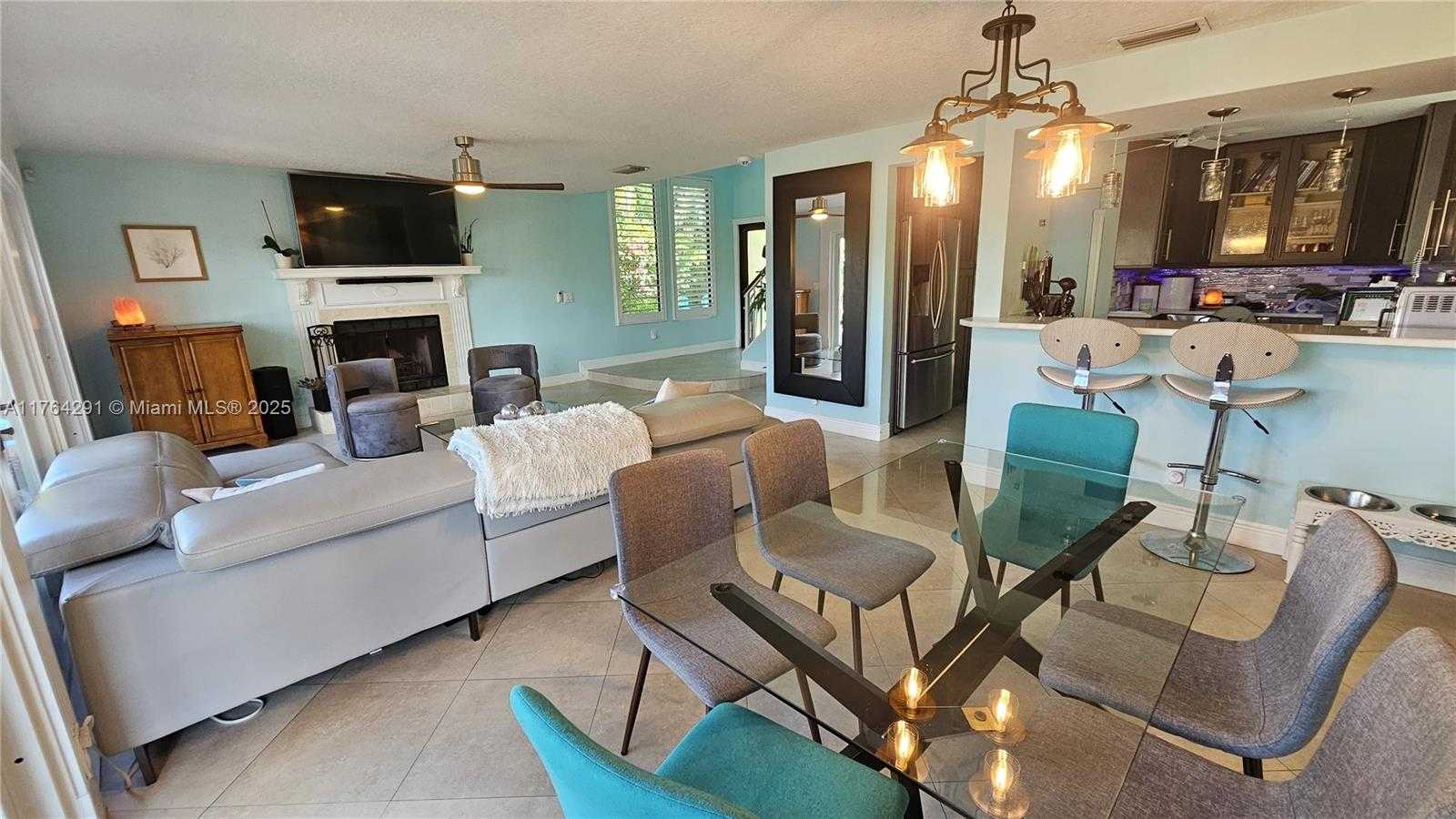 Small Image of 3851 NORTH WEST 7TH PL, Deerfield Beach Number 16