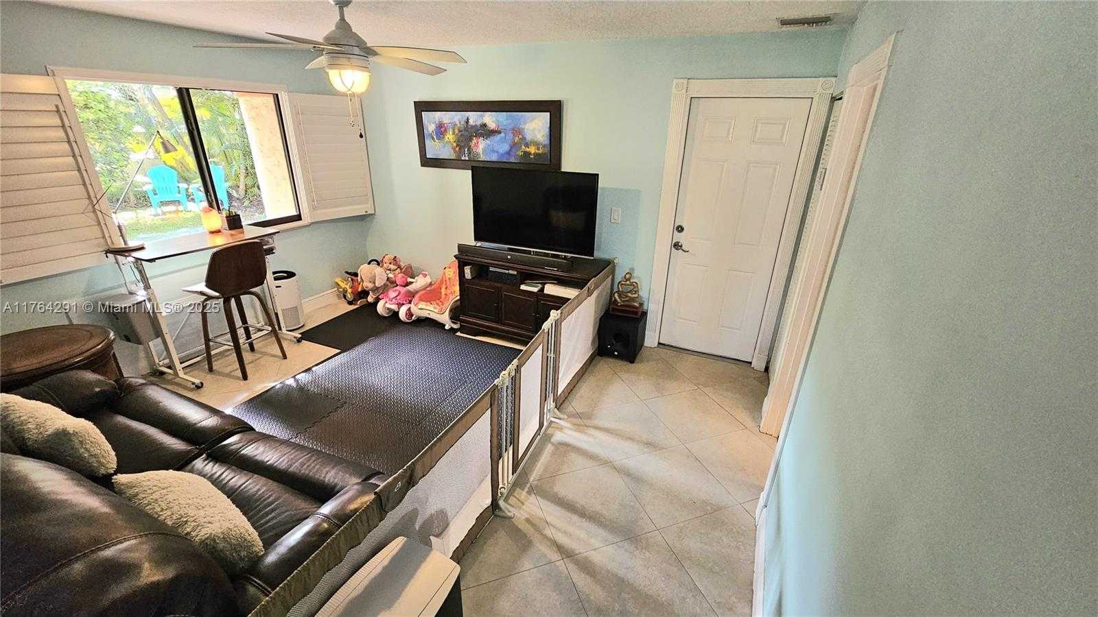 Small Image of 3851 NORTH WEST 7TH PL, Deerfield Beach Number 34