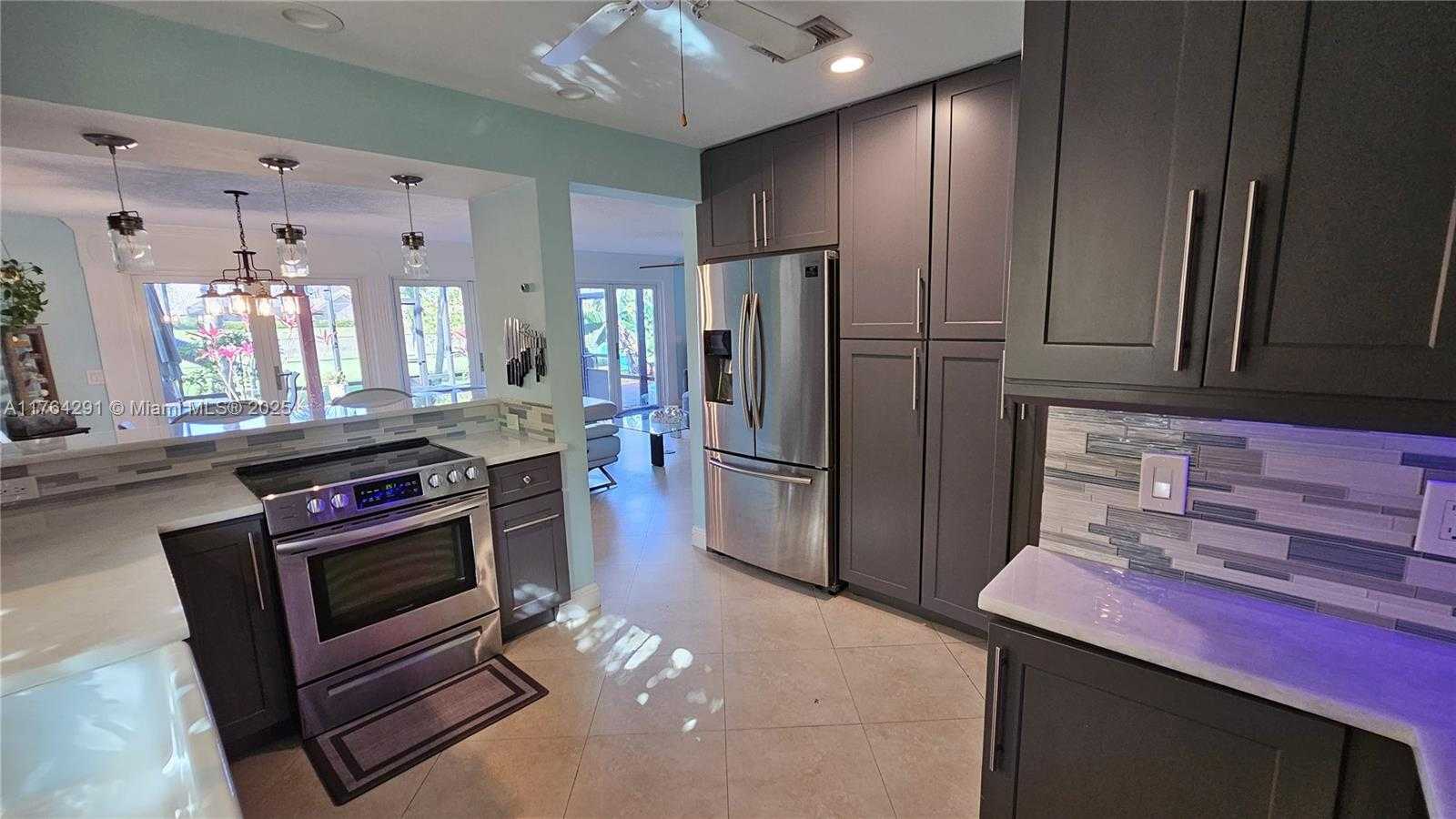 Small Image of 3851 NORTH WEST 7TH PL, Deerfield Beach Number 9