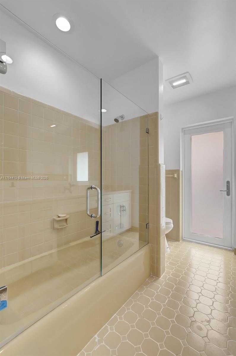 Small Image of 22071 WEST SOLIEL CIR W, Boca Raton Number 30