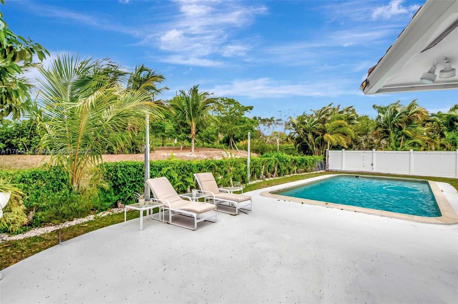 Small Image of 22071 WEST SOLIEL CIR W, Boca Raton Number 39