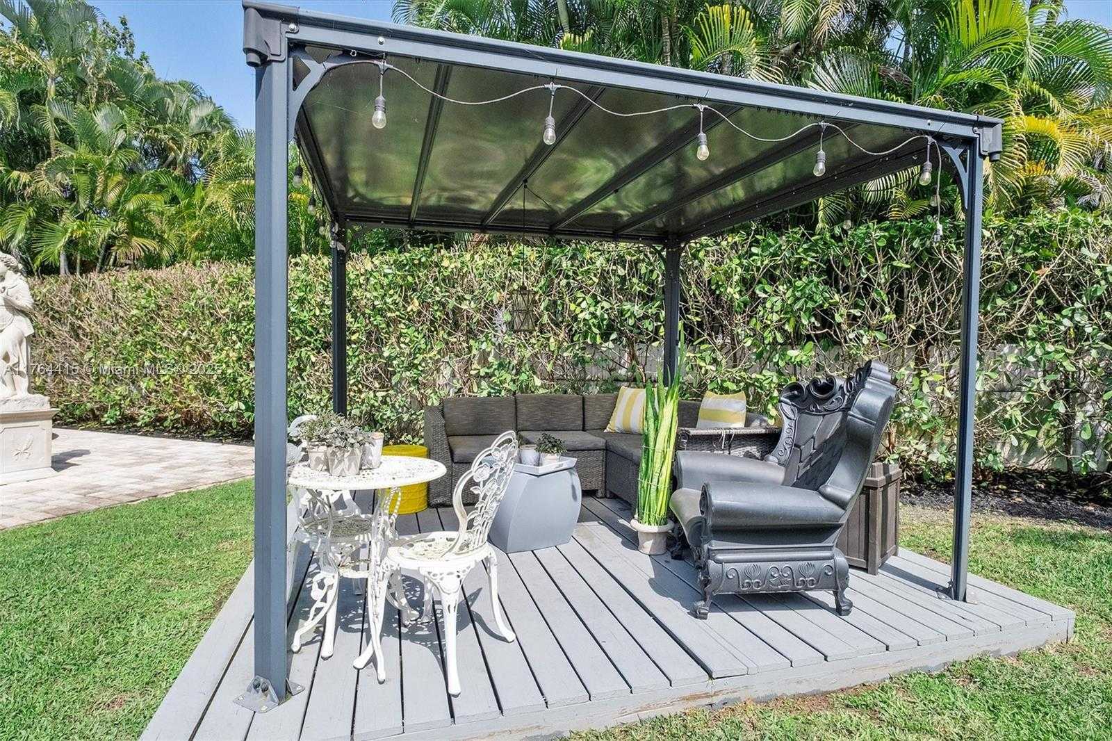 Small Image of 9301 NORTH WEST 2ND PL, Miami Shores Number 14