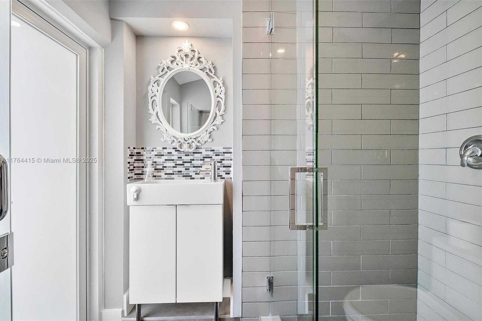 Small Image of 9301 NORTH WEST 2ND PL, Miami Shores Number 32