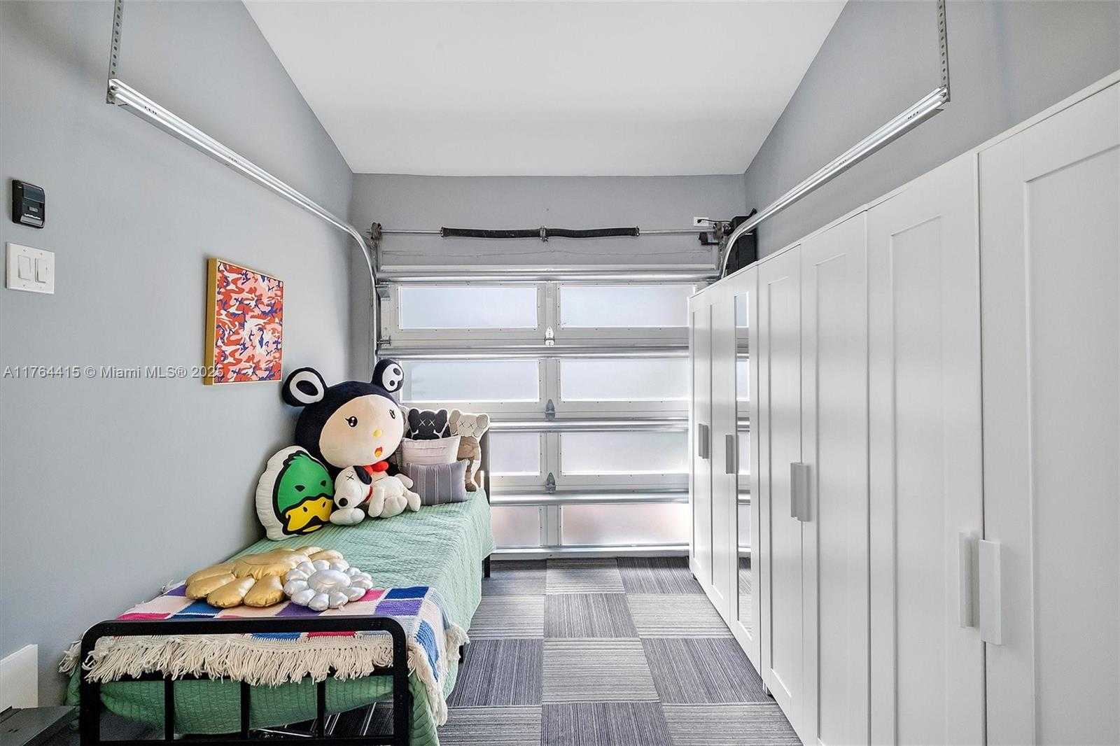 Small Image of 9301 NORTH WEST 2ND PL, Miami Shores Number 33