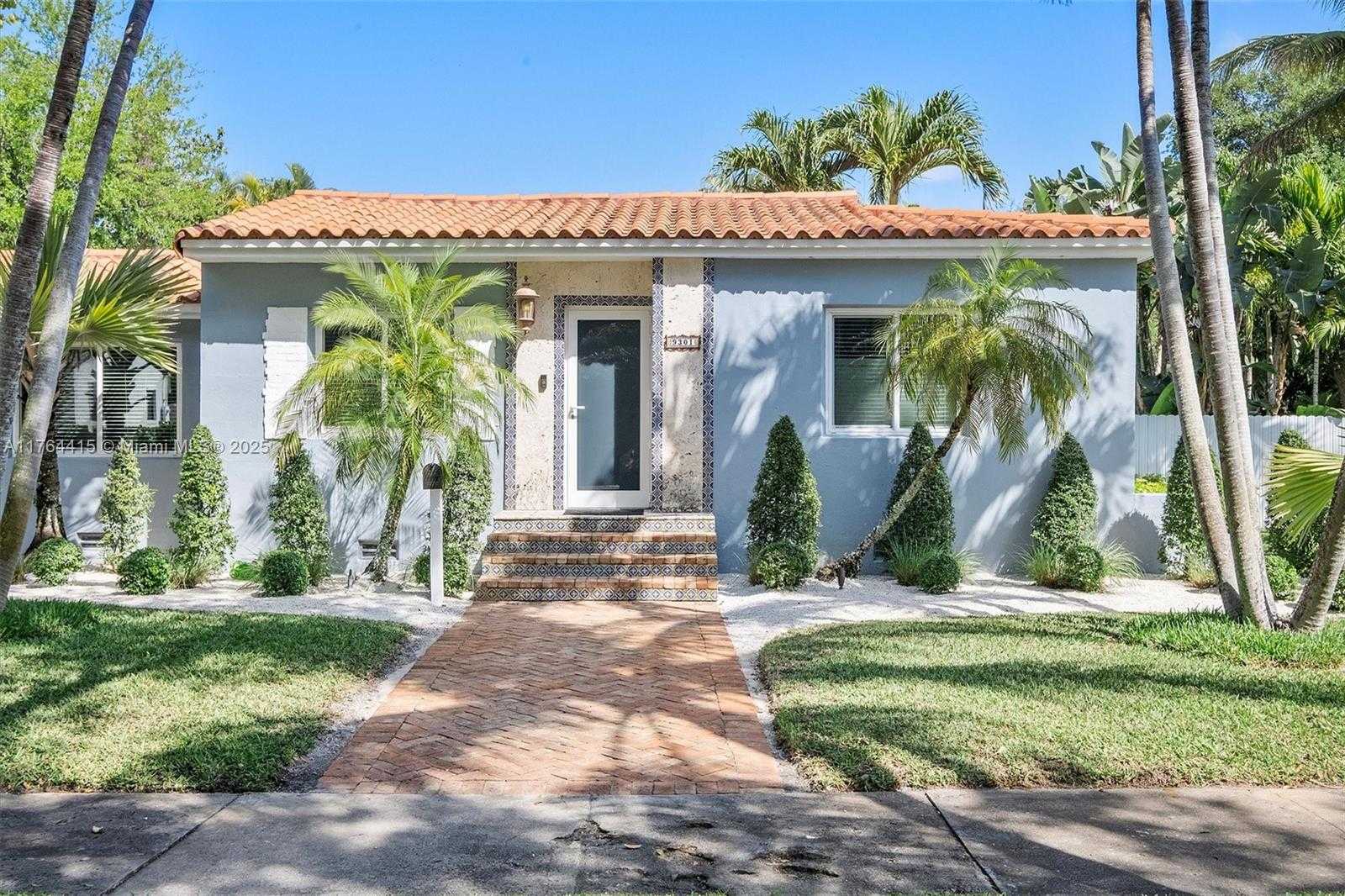 Small Image of 9301 NORTH WEST 2ND PL, Miami Shores Number 4