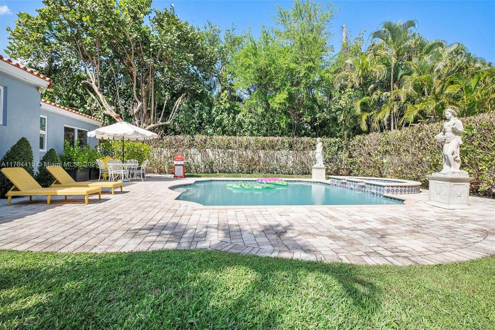 Small Image of 9301 NORTH WEST 2ND PL, Miami Shores Number 9