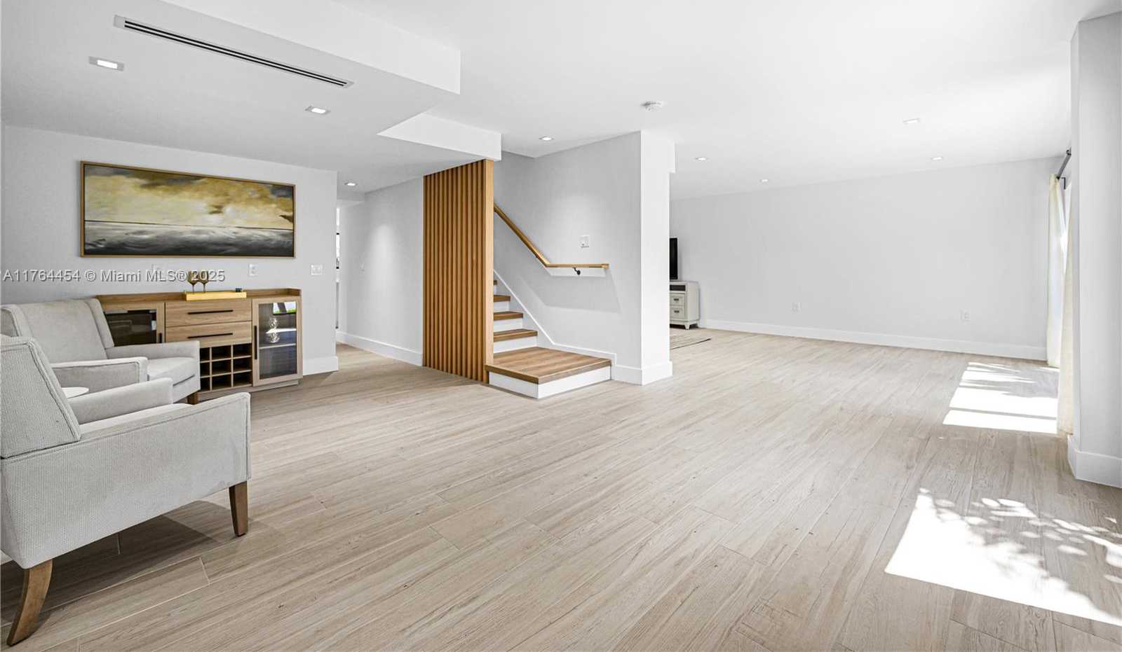 Small Image of 3305 NORTH EAST 15TH ST, Fort Lauderdale Number 11