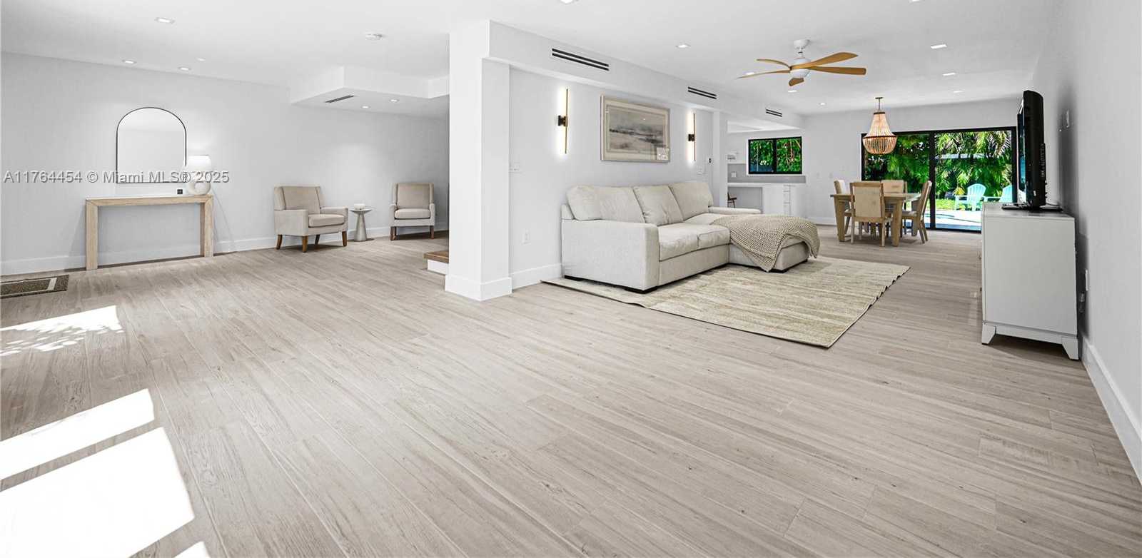 Small Image of 3305 NORTH EAST 15TH ST, Fort Lauderdale Number 13