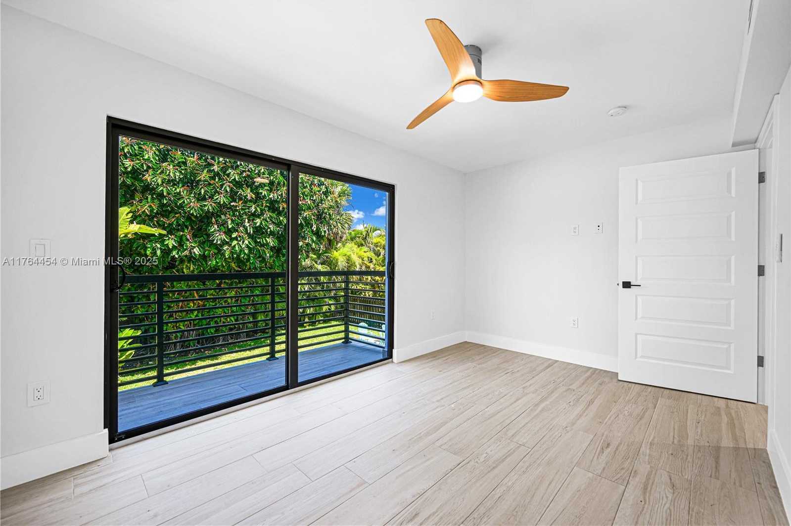 Small Image of 3305 NORTH EAST 15TH ST, Fort Lauderdale Number 27