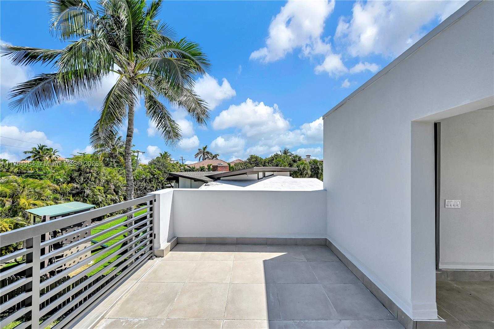 Small Image of 3305 NORTH EAST 15TH ST, Fort Lauderdale Number 38