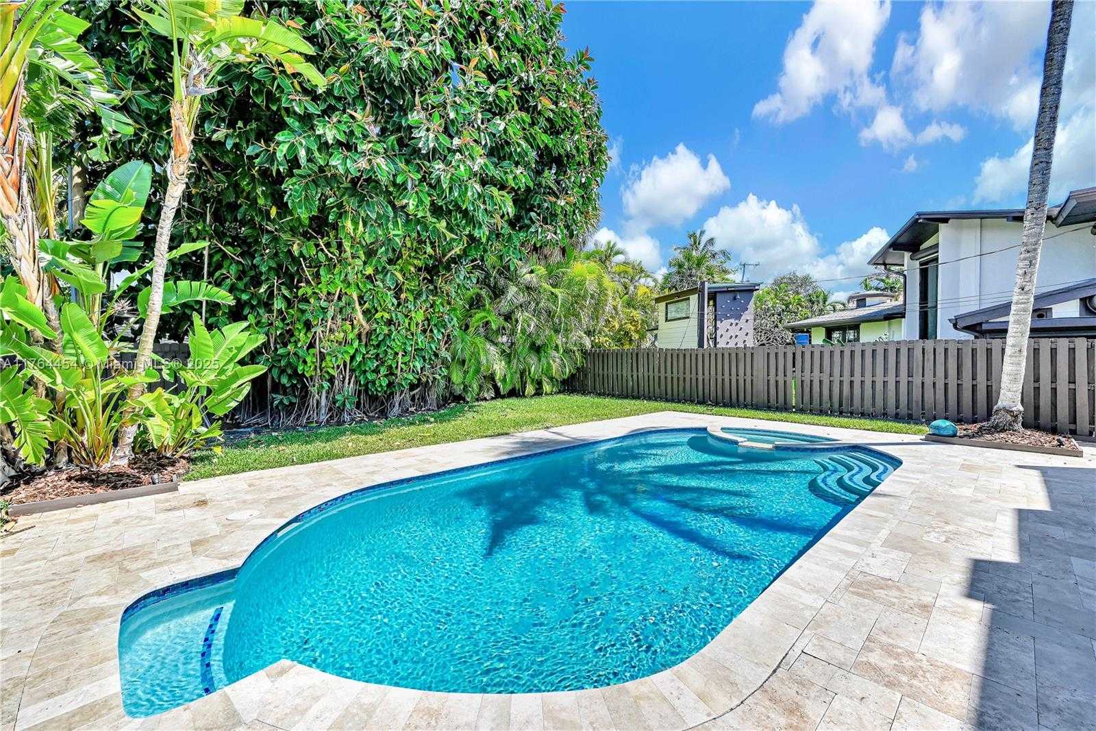 Small Image of 3305 NORTH EAST 15TH ST, Fort Lauderdale Number 4
