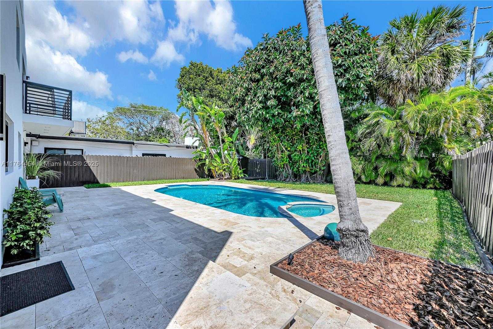 Small Image of 3305 NORTH EAST 15TH ST, Fort Lauderdale Number 5