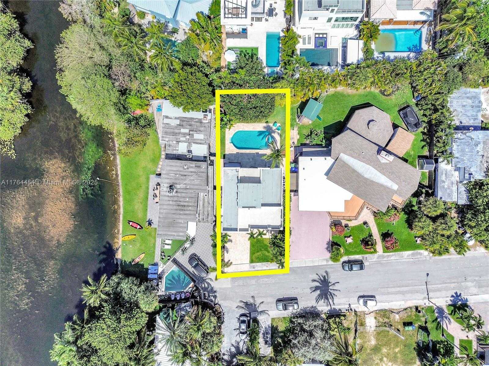 Small Image of 3305 NORTH EAST 15TH ST, Fort Lauderdale Number 50