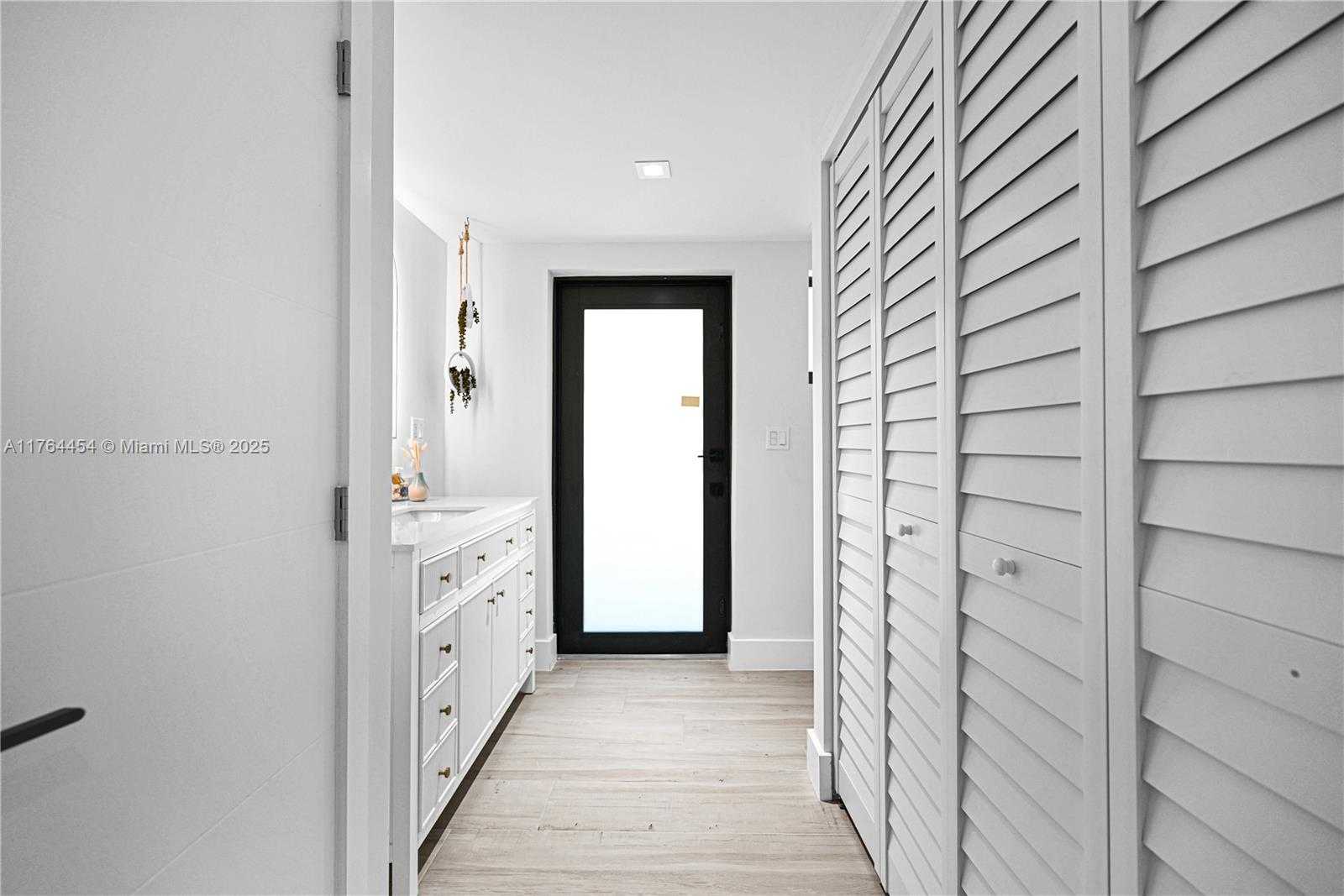 Small Image of 3305 NORTH EAST 15TH ST, Fort Lauderdale Number 72