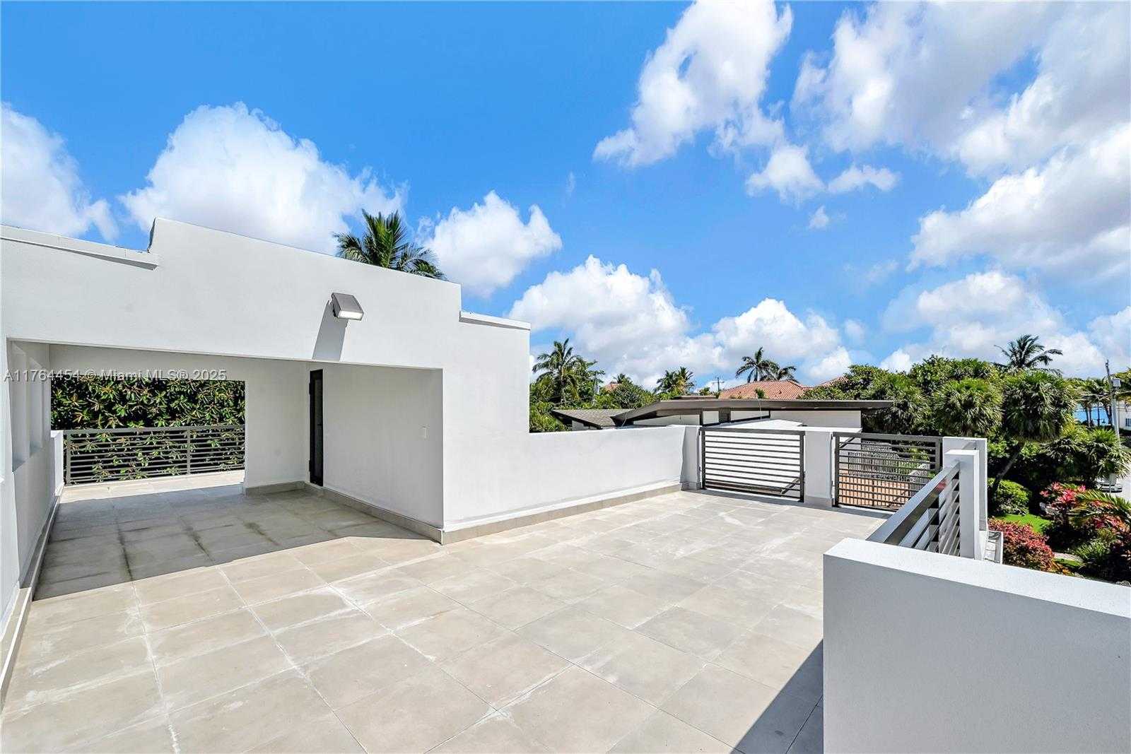 Small Image of 3305 NORTH EAST 15TH ST, Fort Lauderdale Number 89