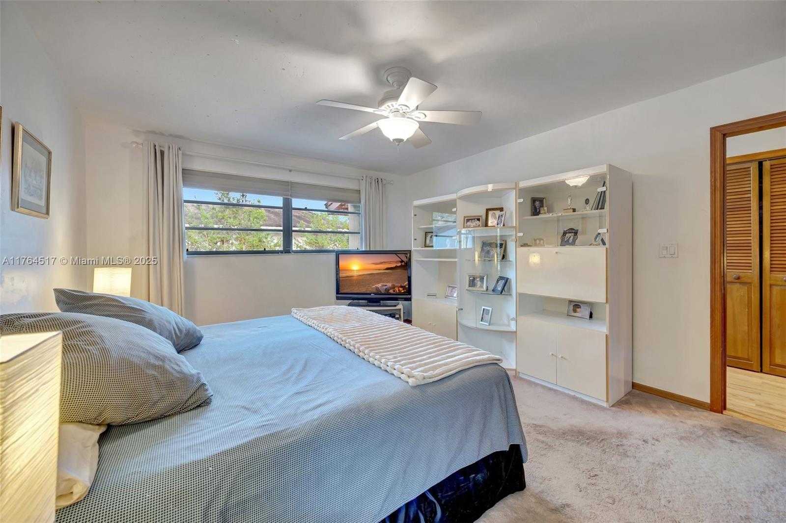 Small Image of 7741 SOUTH WEST 170TH ST, Palmetto Bay Number 25