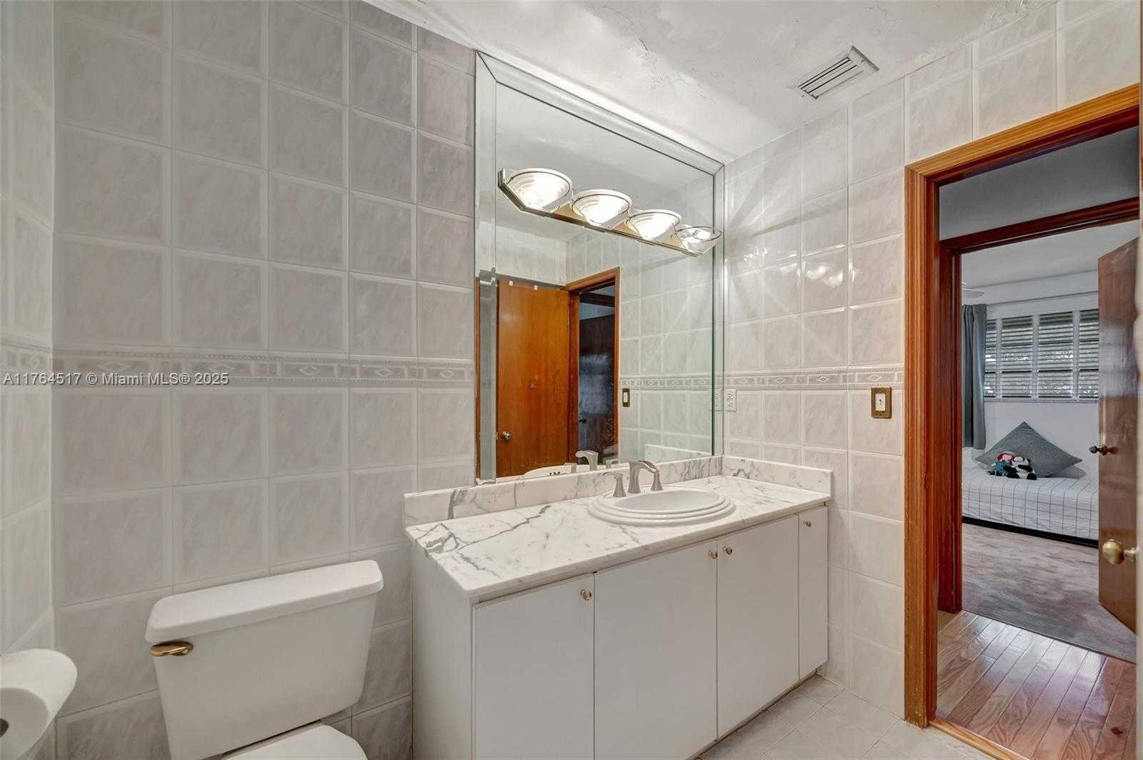 Small Image of 7741 SOUTH WEST 170TH ST, Palmetto Bay Number 27