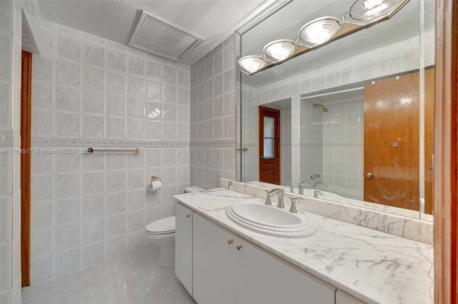 Small Image of 7741 SOUTH WEST 170TH ST, Palmetto Bay Number 28
