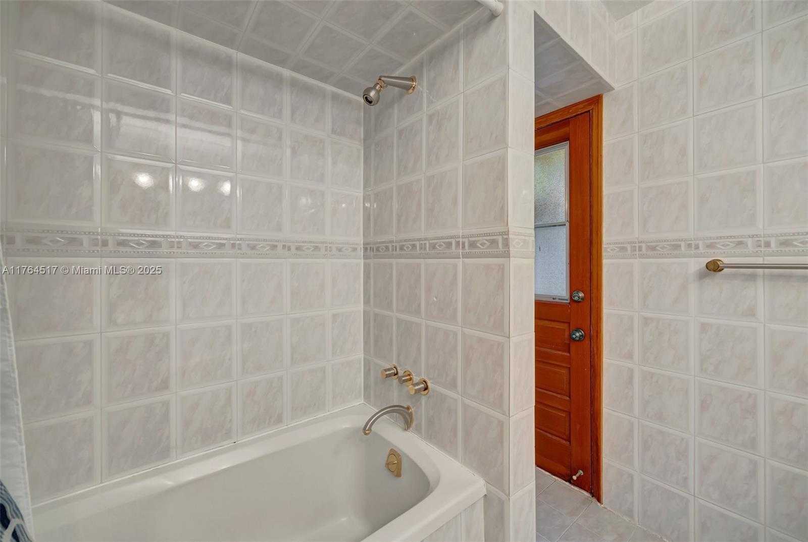 Small Image of 7741 SOUTH WEST 170TH ST, Palmetto Bay Number 29