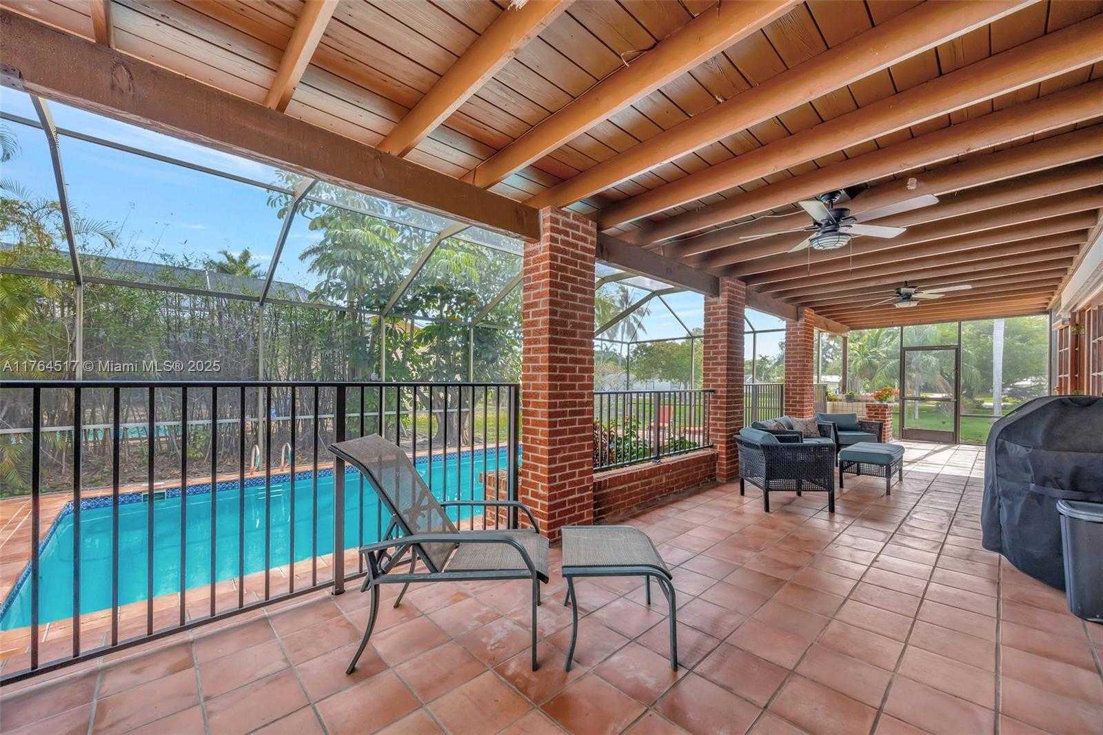 Small Image of 7741 SOUTH WEST 170TH ST, Palmetto Bay Number 36