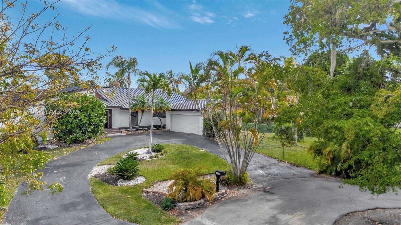 Small Image of 7741 SOUTH WEST 170TH ST, Palmetto Bay Number 43