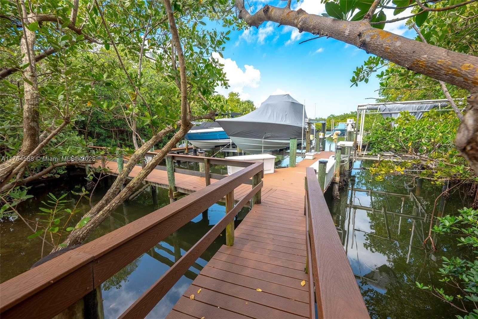 Small Image of 2455 SNOOK TRAIL, Palm Beach Gardens Number 45