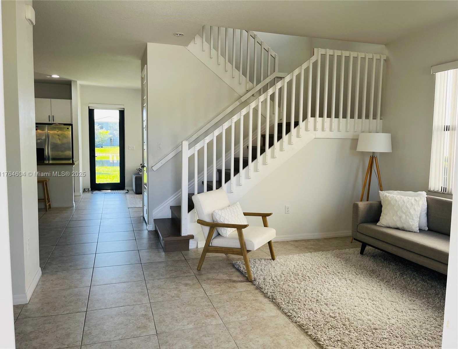 Small Image of 616 NORTH EAST 193RD ST, Miami Number 17