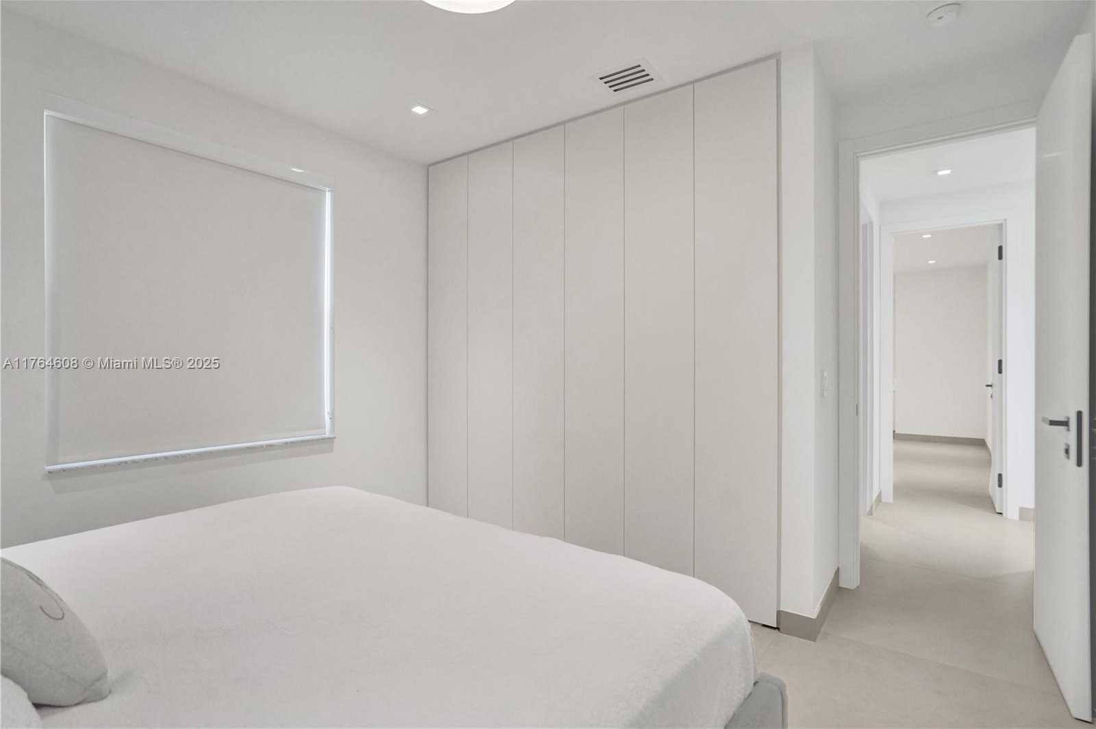 Small Image of 3234 SOUTH WEST 53RD CT, Hollywood Number 13