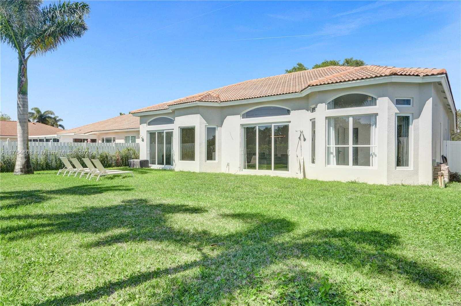 Small Image of 3234 SOUTH WEST 53RD CT, Hollywood Number 29